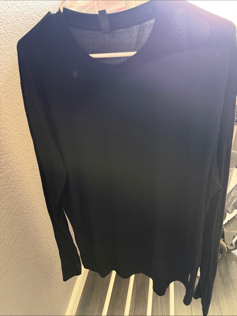Essential Long Sleeve Crew Neck Top in Black